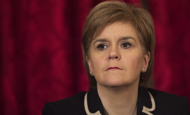 Шотландия иска в ЕС, обмисля втори референдум за независимост