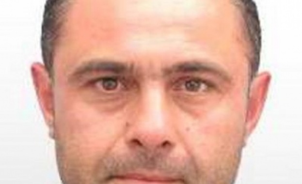 Интерпол издирва българин за трафик на мигранти