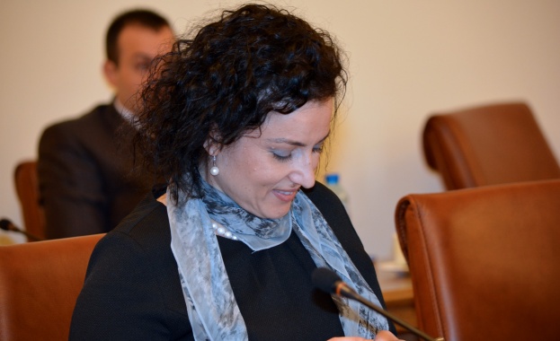 Съкратени са 1175 щатни бройки в системата на МЗХ