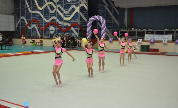 50 клуба по художествена гимнастика ще мерят сили в Държавното първенство в Бургас