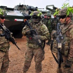 Шойгу: Подготовката на военните на НАТО в близост до руските граници стана двойно по-интензивна