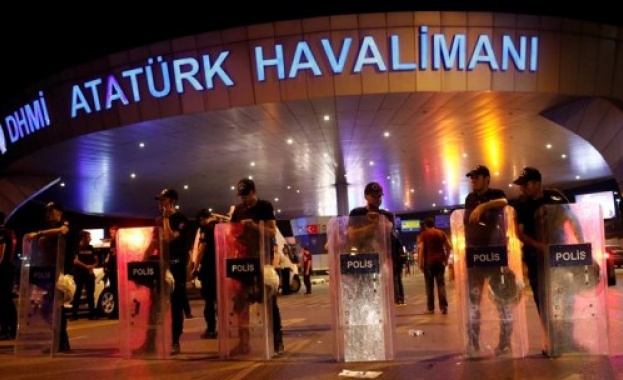 Нови арести за атентата в Истанбул