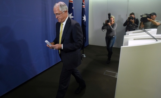 Резултатите от изборите в Австралия остават неясни до вторник