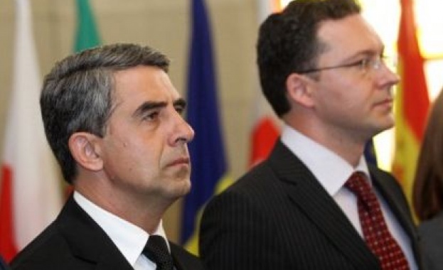 Шизофренната българска външна политика