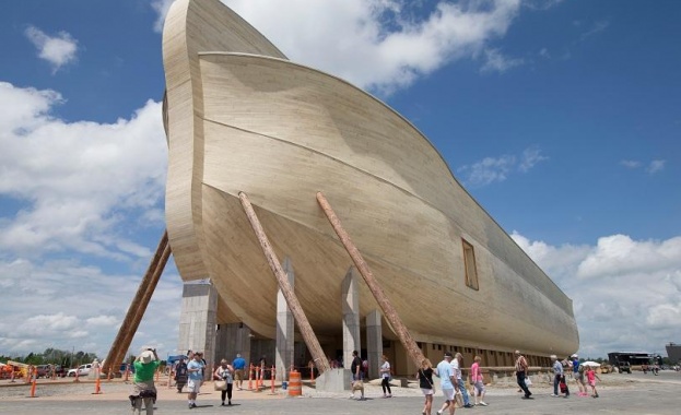 Откриха реплика на Ноевия ковчег в реален размер