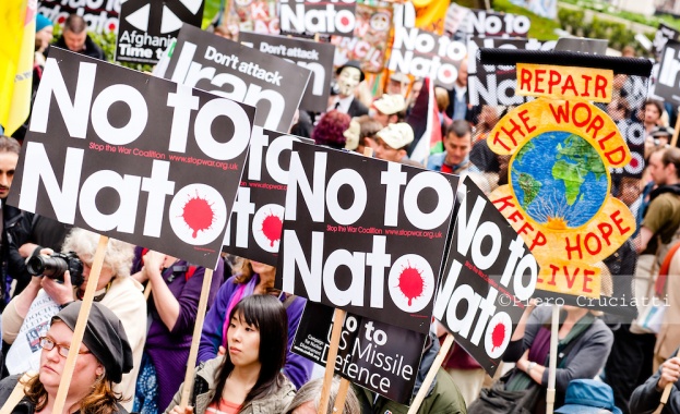 В София протестират срещу агресивната политика на НАТО