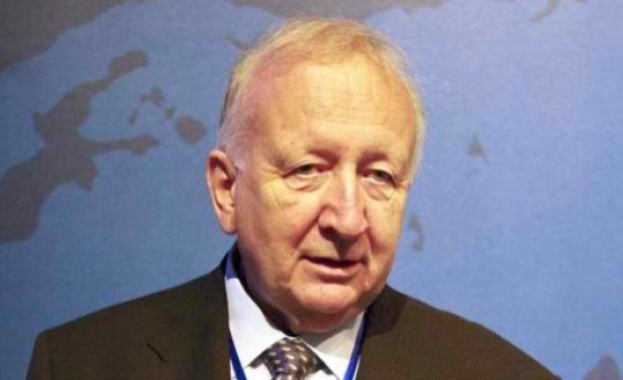 Вили Вимер: НАТО изгражда стена в Европа, за да изолира Русия