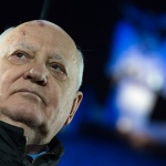 Горбачов видя в действията на НАТО стъпки към подготовка за война