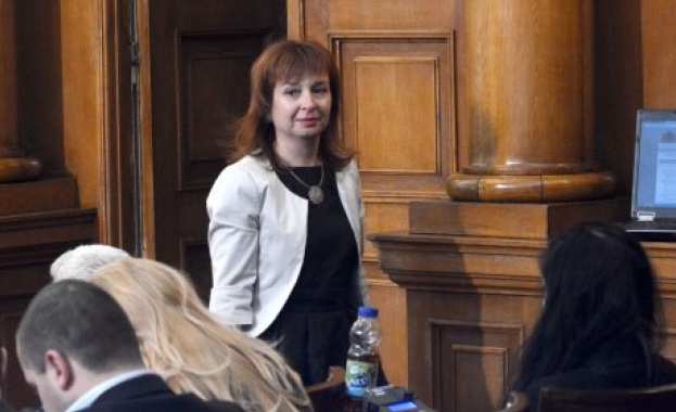 Държавата стимулира трайно безработните да търсят работа в други градове