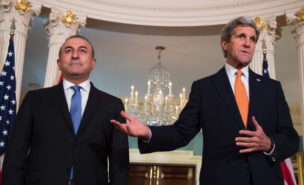 Кери и Чавушоглу в опит за изглаждане на разногласията