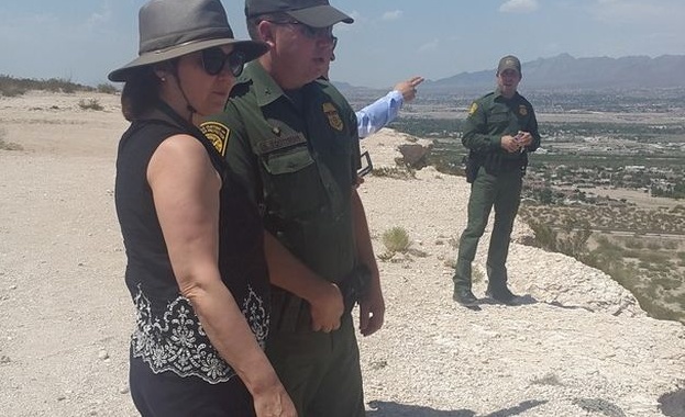 Министър Бъчварова посети Службата за митнически и граничен контрол на САЩ 