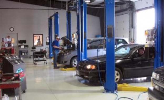 Годишен преглед - само с платен данък на колата