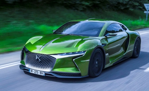 Зелената богиня наелектризира Париж