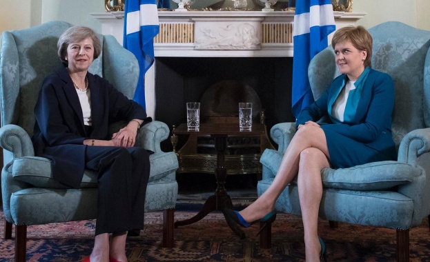Н. Стърджън: Започва подготовка за отделяне на Шотландия от Великобритания