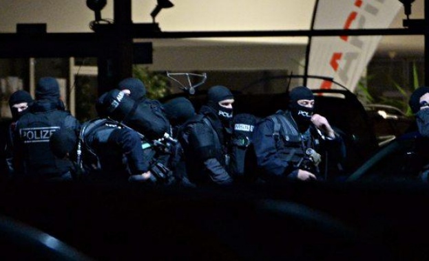 Сириец с отказано убежище в Германия се взриви в Ансбах, ранени са 12 души