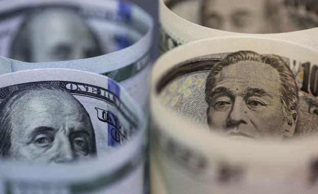 Рязко поскъпване на йената след спекулации за по-скромни по размер нови стимулиращи мерки от страна на японските власти