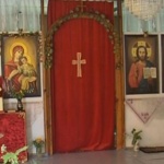 20 години бивша книжарница работи като параклис