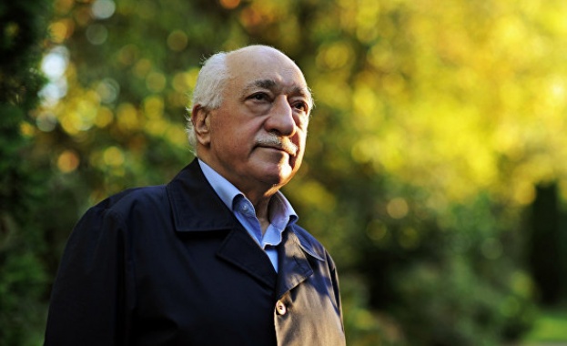 В Анкара подозират, че Гюлен може да напусне САЩ