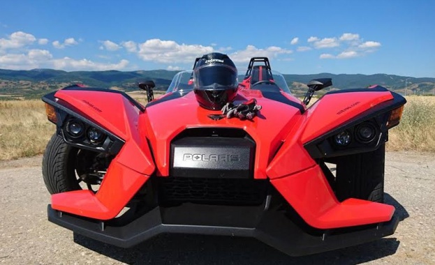 Изживей адреналин на макс с atv-бъгита Polaris в Sofia Ring Mall 