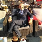 Депутатите предпочитат Гърция: Има по-добри услуги, по-добро обслужване, по-спокойни плажове