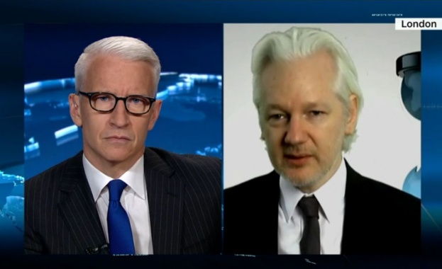 Wikileaks разполага с още интересни данни за Клинтън