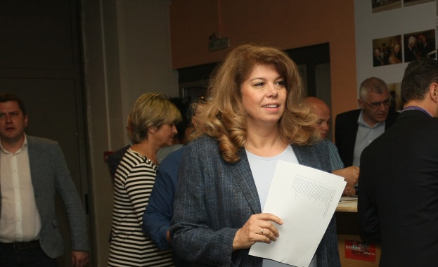 Ил. Йотова: Лидерска битка за президент едва ли ще има. Борисов се страхува