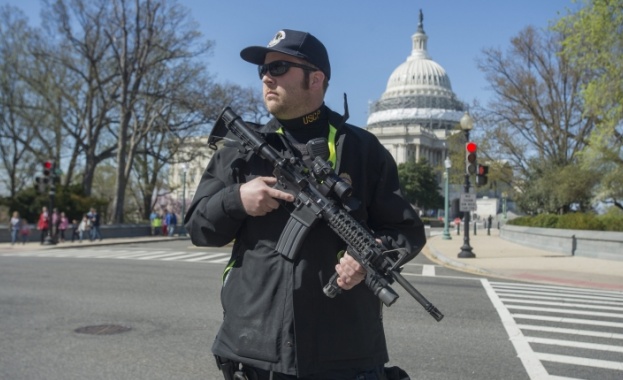 За първи път обвиниха полицай в САЩ за връзки с „Ислямска държава”
