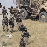 Великобритания ще прехвърли военно оборудване в Германия „В случай на война с Русия".