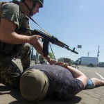 Попадналият в плен в Афганистан руски пилот се завърна в Москва