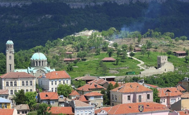 Крепостта Трапезица приема първи туристи навръх Независимостта