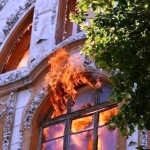 „Невидима, всемогъща и безчовечна“