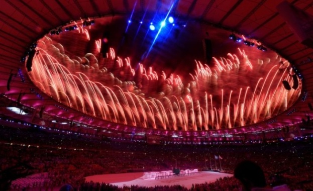 Олимпиадата в Рио завърши с пъстър спектакъл 