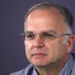 Боян Чуков: Сливането на военното и външното разузнаване е поредна крачка към закриване на държавата