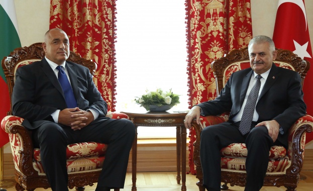 Турция иска България да окаже натиск върху ЕС за безвизовия режим на турските граждани