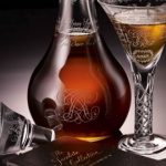 Първата чаша принадлежи на жаждата, втората ...