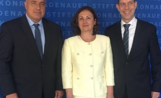 Бойсо Борисов: България е в тежка ситуация, но се справя 