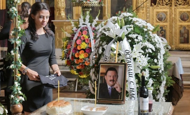 Дрон засне сбогуването с Митко Цонев, превръща се във филм  