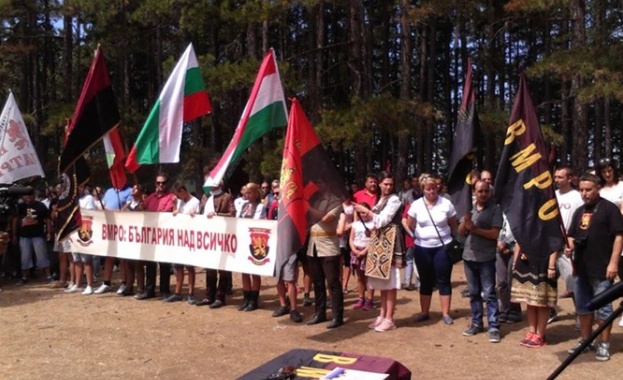 30 млади войводи положиха клетва и целунаха кама, револвер и кръст  