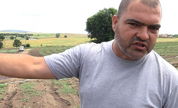 Дори и селският кмет скочи срещу държавата (видео)