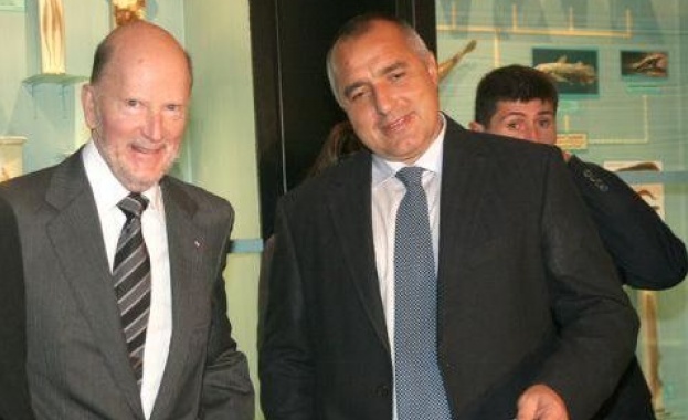 Царят отказал два пъти на Борисов за президент