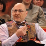 Любен Дилов-син: Българската журналистика трябва да я пребият с камъни. И то публично!