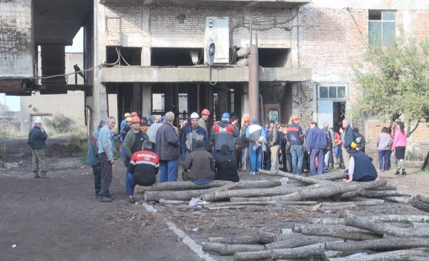 Миньорите от “Черно море” остават и без жилища