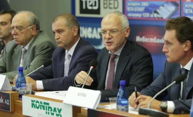 Няма да преговаряме за минимални осигурителни доходи, отсече бизнесът