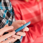 Мтел предлага смартфон А1000 или телефон Nokia 130 с Прима за деца