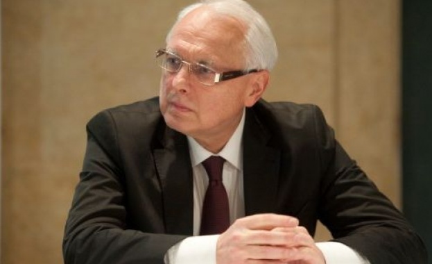 Велизар Енчев: От Европейските избори зависи дали правителството на ГЕРБ ще бъде детронирано 