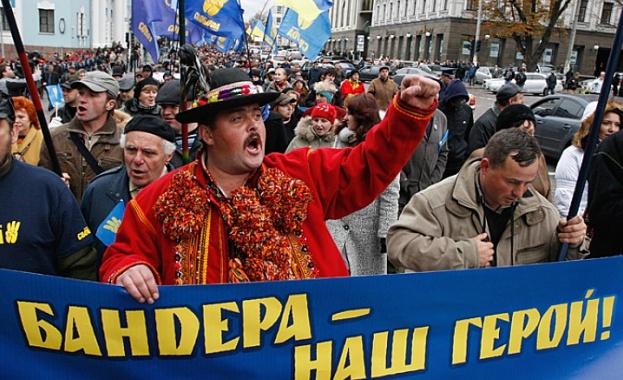 Защо Европа и САЩ се правят, че не забелязват фашизацията в Украйна?