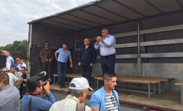 Борисов: Ще платим и ще говорим с Русия да се спрат лихвите 