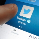 Акциите на Twitter паднаха след блокирането на Доналд Тръмп