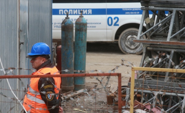 Петима загинаха при падането на асансьор в строяща се сграда в Москва