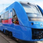 Германия пуска водороден пътнически влак по редовна линия